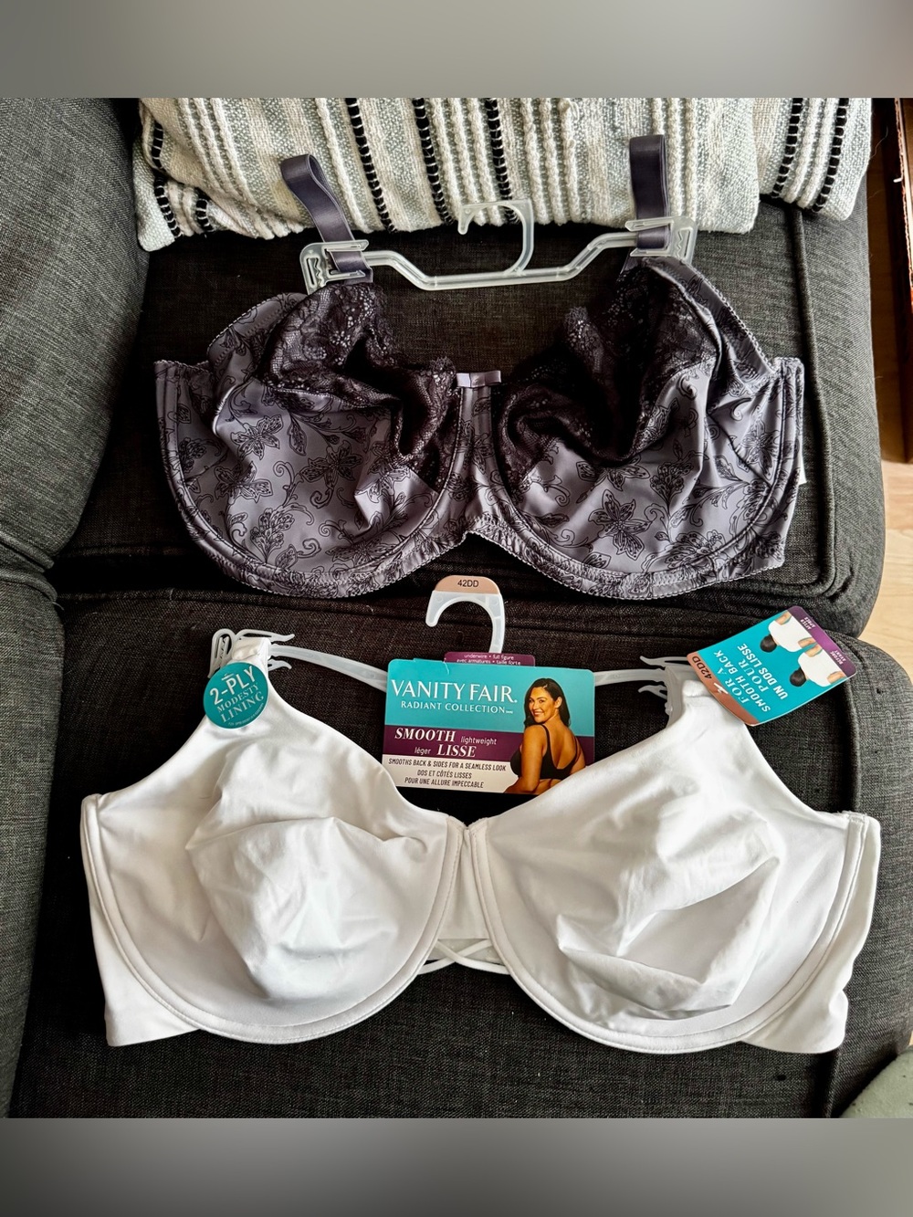 Vanity Fair White Bra and a Wonder-bra Blue/Gray Lace Bra.